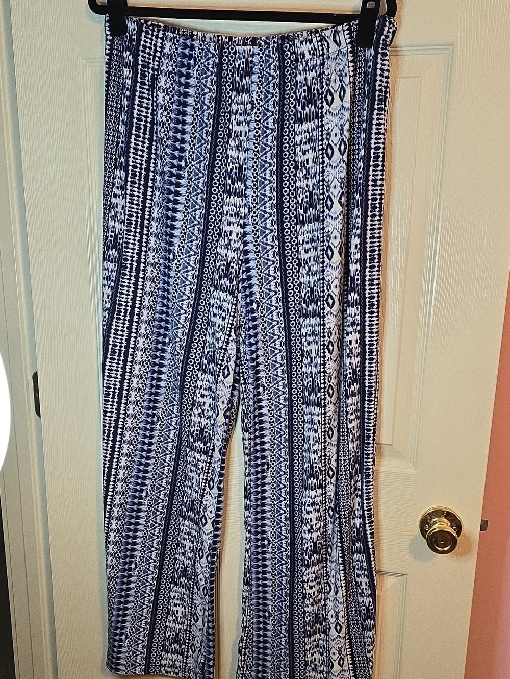 Derek Heart Navy & White Geometric Print Wide-Leg Pants